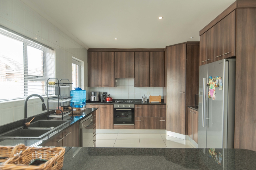 3 Bedroom Property for Sale in Summerstrand Eastern Cape